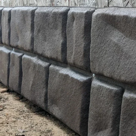 b00de371-747b-467d-95c9-80b9c5d99e27